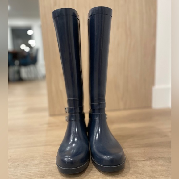 Coach Rain Boots. Gently worn. Size 8. Navy with silver buckle details. - Picture 3 of 5